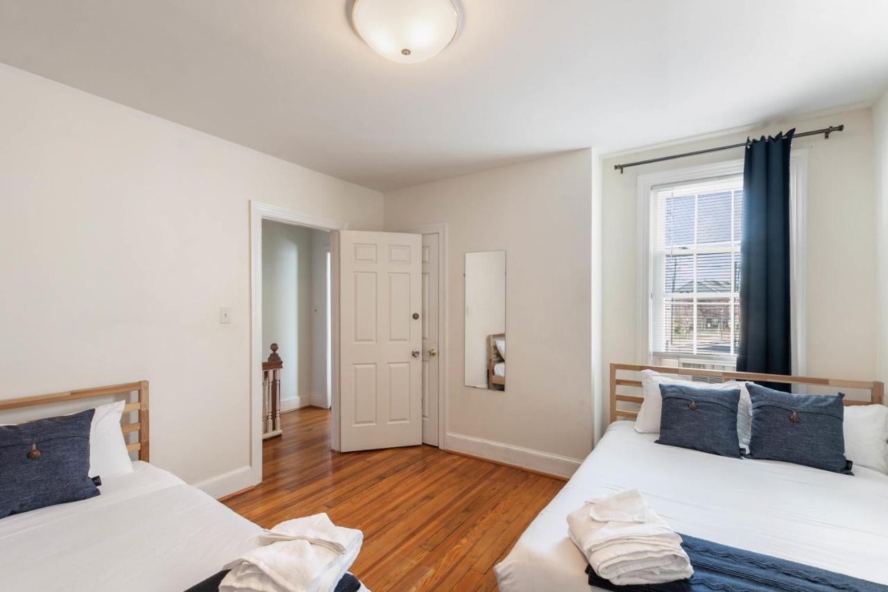 3br Colonial House W Parking By Cozysuites Casa vacanze *