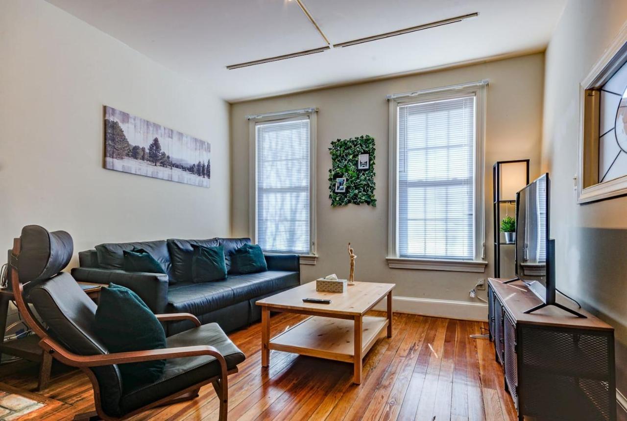 3br Colonial House W Parking By Cozysuites Alexandria