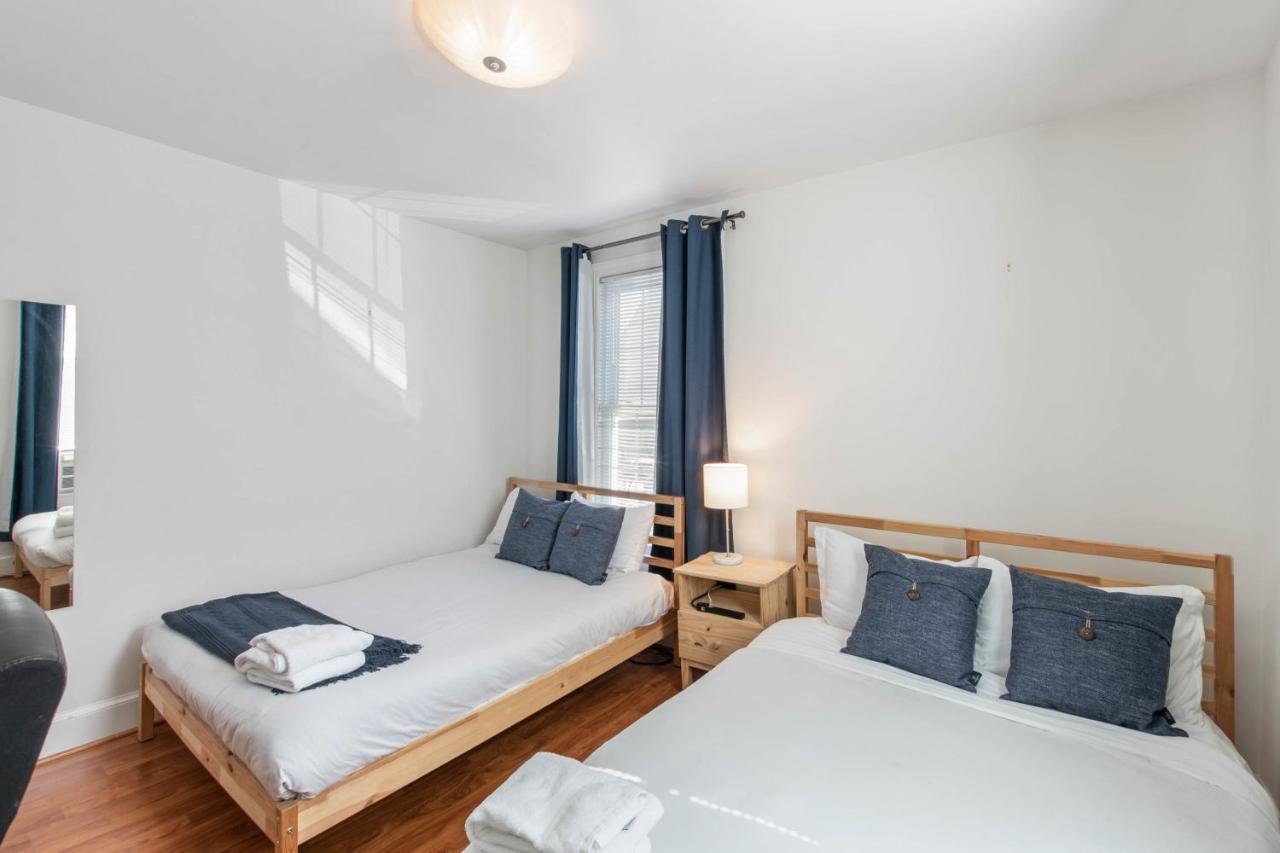3br Colonial House W Parking By Cozysuites