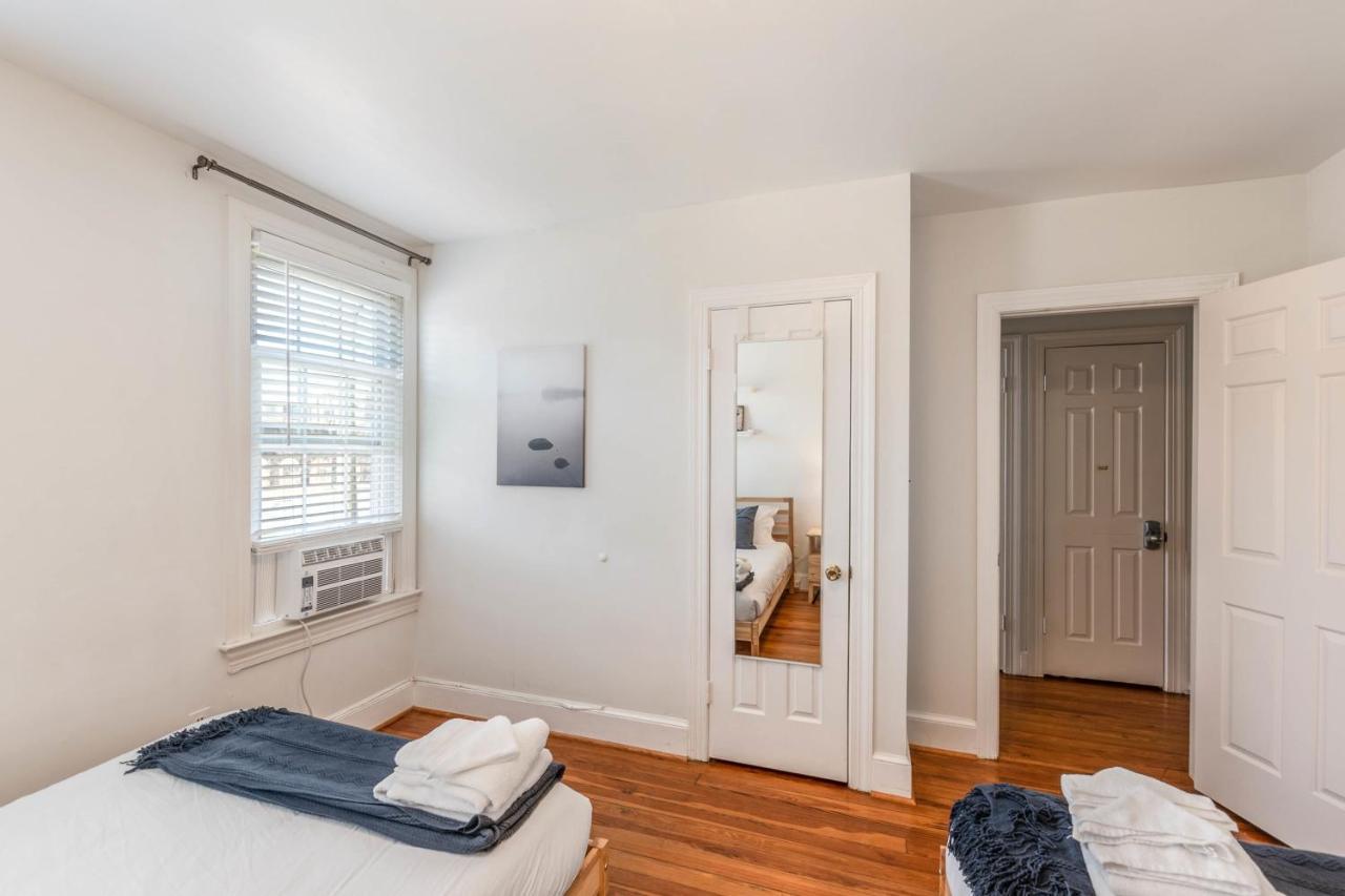 3br Colonial House W Parking By Cozysuites * Alexandria